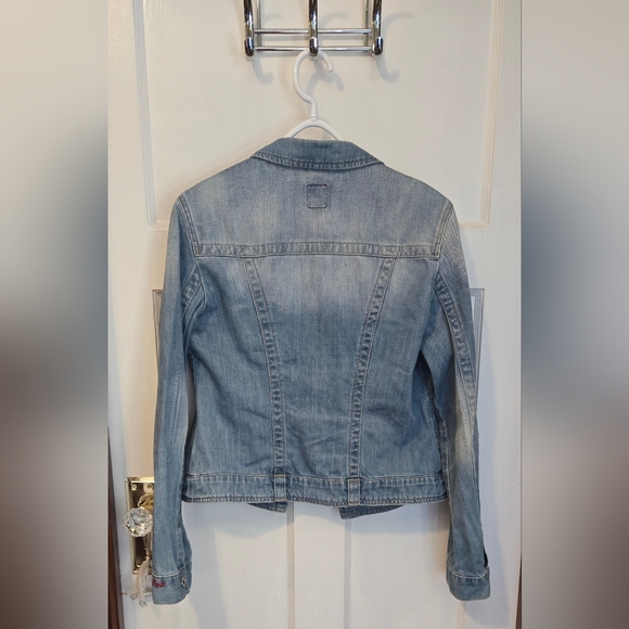 Espirit light wash jean jacket - Picture 6 of 10
